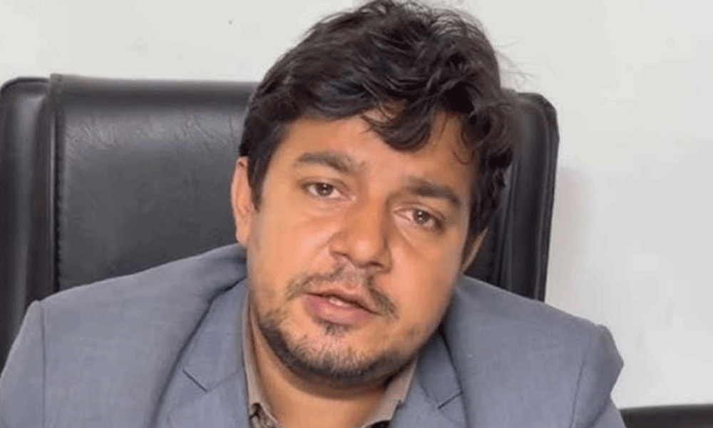 তারেক রহমান ফেসবুকে লাইভে ঢাকা–১২ নির্বাচনের ব্যয়ের জন্য জনতার সহযোগিতা চাইছেন। ✅