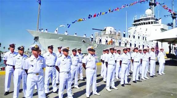 বাংলাদেশ নৌবাহিনীতে বেসামরিক ৬টি পদে ১০১ জন নিয়োগ বিজ্ঞপ্তি